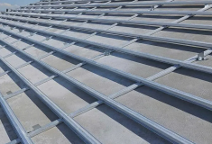 Tại Sao Mái Bê Tông Nên Dùng Cầu Phong Thép VINTRUSS Thay Vì Cầu Phong Gỗ?